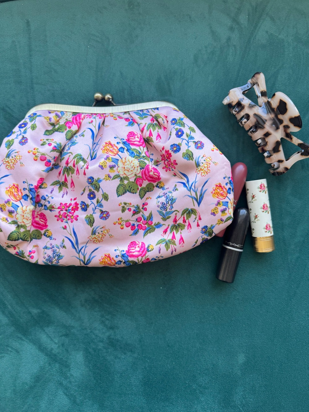 The vintage company cosmetic clutch bag in pink floral satin brand new